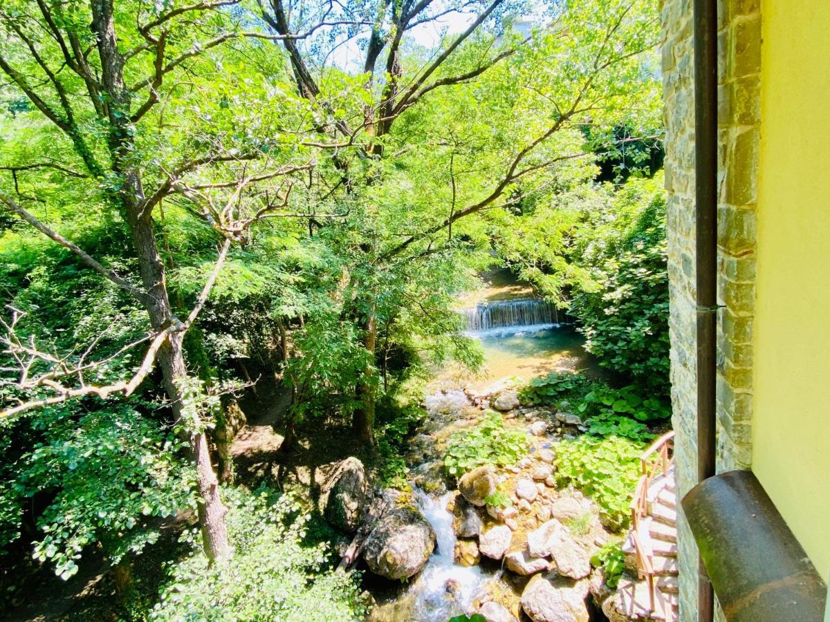 Campagna Waterfalls View Suites Екстериор снимка